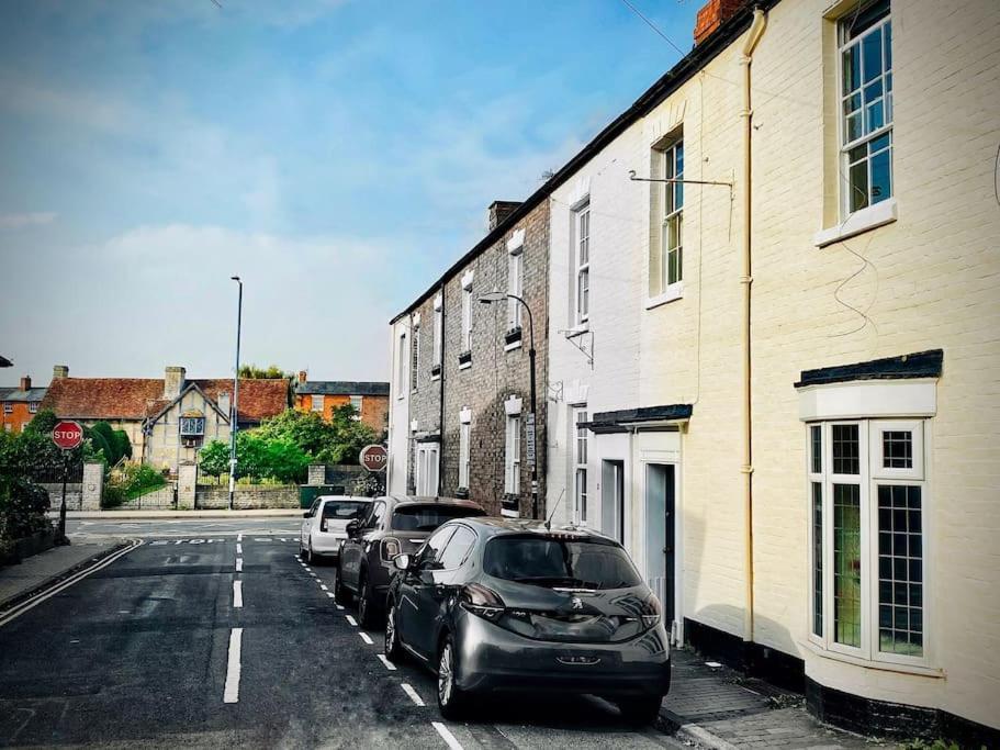 Stratford Centre, Ground Level, Parking Nearby Apartment Luaran gambar